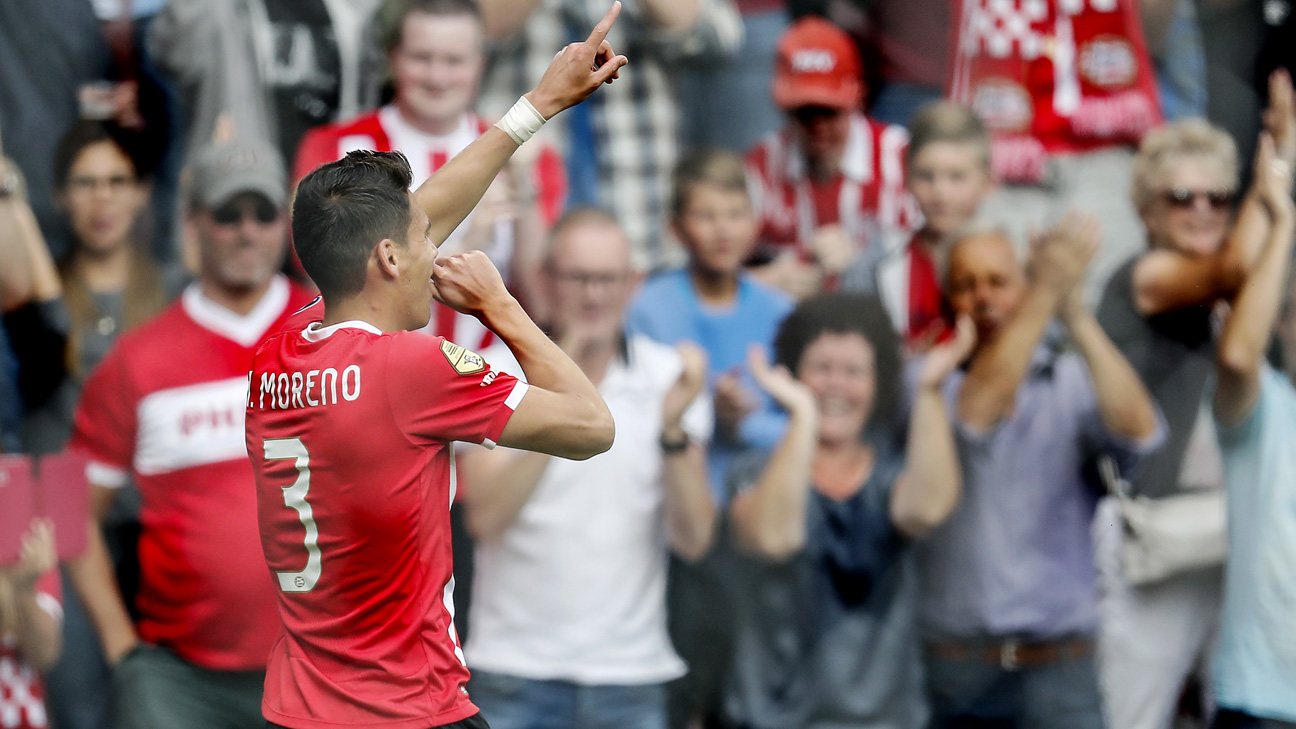 Héctor Moreno rescata empate para el PSV